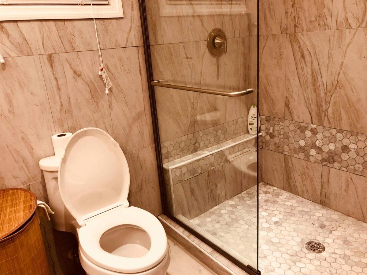 נסאו Elegant Marble Suite #6 מראה חיצוני תמונה