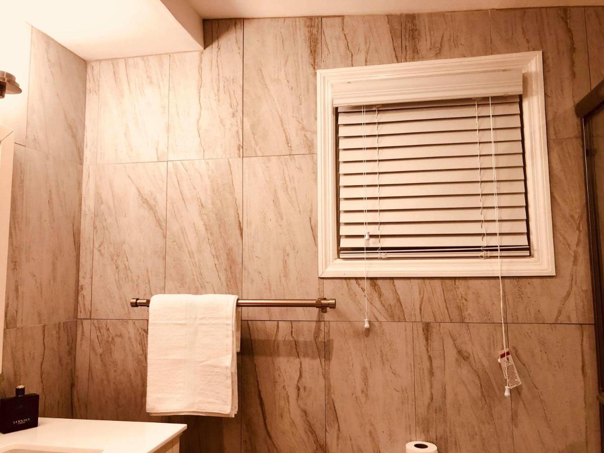 נסאו Elegant Marble Suite #6 מראה חיצוני תמונה